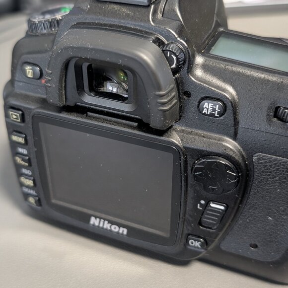 Nikon D80 Digital Camera Body DSLR 10.2MP Parts/Repair Err Error Message - Picture 4 of 7